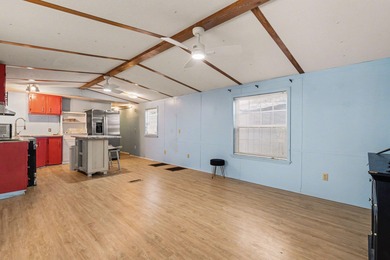 Located in a highly desirable oceanfront community, this 3BR/2BA on Arcadian Shores Golf Club in South Carolina - for sale on GolfHomes.com, golf home, golf lot