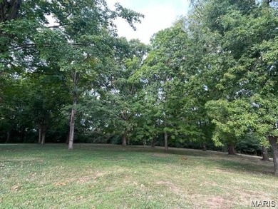 Beautiful building site in established neighborhood!  Offering 1 on Westview Golf Course in Illinois - for sale on GolfHomes.com, golf home, golf lot