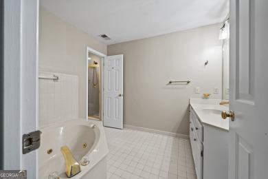 This 2 bedroom, *ready to move in* condo, is in great shape on Reynolds Lake Oconee - The Preserve in Georgia - for sale on GolfHomes.com, golf home, golf lot