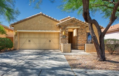 Nestled in the highly desirable Rancho Vistoso, this home is on The Golf Club at Vistoso in Arizona - for sale on GolfHomes.com, golf home, golf lot