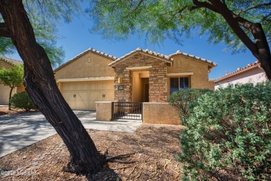 Nestled in the highly desirable Rancho Vistoso, this home is on The Golf Club at Vistoso in Arizona - for sale on GolfHomes.com, golf home, golf lot