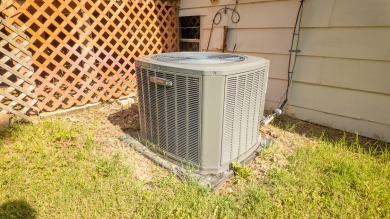 Welcome to this beautifully maintained 5-bed, 2.5-bath home on West Plains Country Club in Missouri - for sale on GolfHomes.com, golf home, golf lot