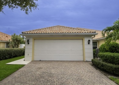 BRAND NEW ROOF!!! New roof scheduled to be installed in August on The Florida Club in Florida - for sale on GolfHomes.com, golf home, golf lot