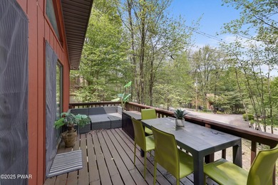 Welcome to this beautifully updated bi-level home located in the on The Hideout Golf in Pennsylvania - for sale on GolfHomes.com, golf home, golf lot