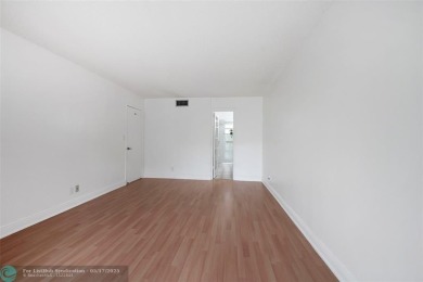 PRICE REDUCED! Don't miss this beautifully updated 1-bedroom, 1 on Colony West Country Club in Florida - for sale on GolfHomes.com, golf home, golf lot