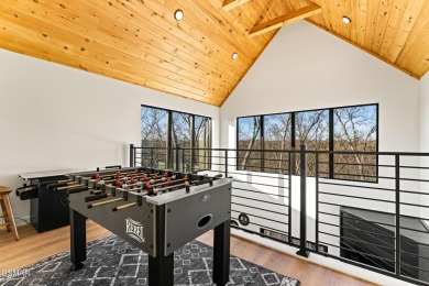 Furnished, new-construction 5 bedroom cabin less than 4 minutes on Sevierville Golf Club in Tennessee - for sale on GolfHomes.com, golf home, golf lot