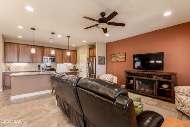 Effortless living in this beautifully maintained Villa. Perfect on Quail Creek Country Club  in Arizona - for sale on GolfHomes.com, golf home, golf lot