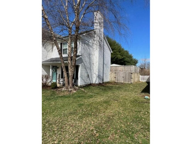 Look at this beautiful 3 bed 2.5 bath home in the Houston oaks on Houston Oaks Golf Course in Kentucky - for sale on GolfHomes.com, golf home, golf lot