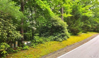 Location, location, location!  Lot K23 is situated near the on Lake Toxaway Country Club in North Carolina - for sale on GolfHomes.com, golf home, golf lot