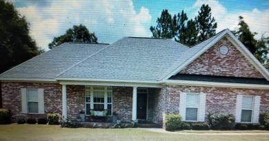 This Beautiful Home in Highlands South Golf community is  4 on Highland Oaks Golf Course in Alabama - for sale on GolfHomes.com, golf home, golf lot