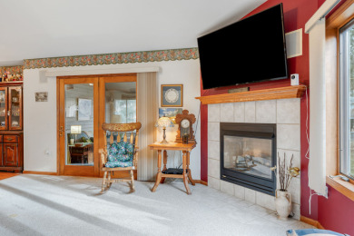 Charming 3 Bed Condo Just Minutes From the Reedsburg Golf Course
 on Reedsburg Country Club in Wisconsin - for sale on GolfHomes.com, golf home, golf lot