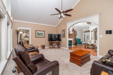 This all-brick, custom-built home sits on a level lot on on Granada Golf Course in Arkansas - for sale on GolfHomes.com, golf home, golf lot