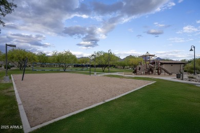 Highly sought after Glenview floor plan, in the perfect location on Silverleaf Golf Club in Arizona - for sale on GolfHomes.com, golf home, golf lot