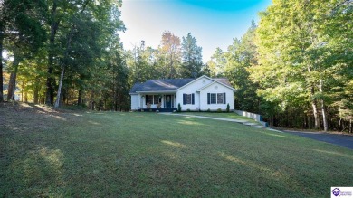 STUNNING RANCH RETREAT IN PRESTIGIOUS DOE VALLEY GATED COMMUNITY on Doe Valley Country Club in Kentucky - for sale on GolfHomes.com, golf home, golf lot