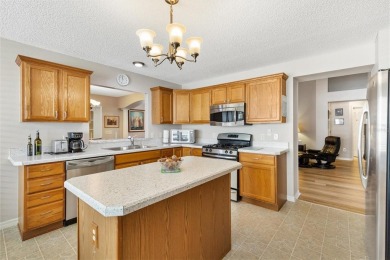 ROOF 2021 HWH 2022 BOND PAID! 4 miles to Sumter Landing!! on The Links of Spruce Creek in Florida - for sale on GolfHomes.com, golf home, golf lot