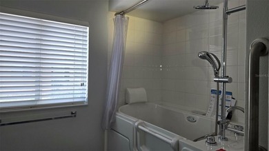 Wonderful 2 bedroom 2 bath split bedroom home in highly sought on Ocala Palms Golf and Country Club in Florida - for sale on GolfHomes.com, golf home, golf lot