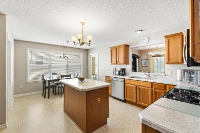 ROOF 2021 HWH 2022 BOND PAID! 4 miles to Sumter Landing!! on The Links of Spruce Creek in Florida - for sale on GolfHomes.com, golf home, golf lot
