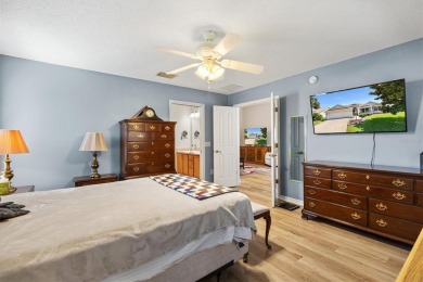 ROOF 2021 HWH 2022 BOND PAID! 4 miles to Sumter Landing!! on The Links of Spruce Creek in Florida - for sale on GolfHomes.com, golf home, golf lot