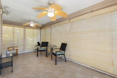 ROOF 2021 HWH 2022 BOND PAID! 4 miles to Sumter Landing!! on The Links of Spruce Creek in Florida - for sale on GolfHomes.com, golf home, golf lot