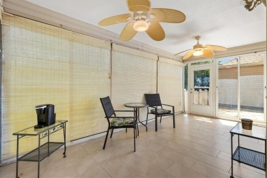 ROOF 2021 HWH 2022 BOND PAID! 4 miles to Sumter Landing!! on The Links of Spruce Creek in Florida - for sale on GolfHomes.com, golf home, golf lot