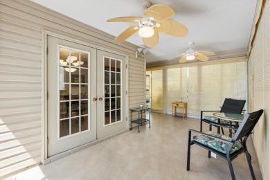 ROOF 2021 HWH 2022 BOND PAID! 4 miles to Sumter Landing!! on The Links of Spruce Creek in Florida - for sale on GolfHomes.com, golf home, golf lot
