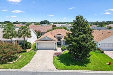 ROOF 2021 HWH 2022 BOND PAID! 4 miles to Sumter Landing!! on The Links of Spruce Creek in Florida - for sale on GolfHomes.com, golf home, golf lot