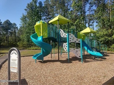 This is your chance to be in your beautiful home for the on Harbour Point Golf Club in North Carolina - for sale on GolfHomes.com, golf home, golf lot