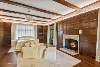 SELLER RELOCATING FOR PROFESSION REASONS!! REIMAGINED LUXURY - on Indian Hill Club in Illinois - for sale on GolfHomes.com, golf home, golf lot