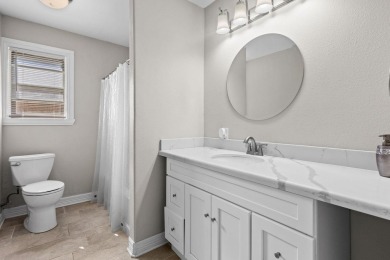 Welcome to this beautifully updated 3-bedroom, 2-bathroom home on Idylwild Golf Club in Texas - for sale on GolfHomes.com, golf home, golf lot