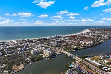 One or more photo(s) has been virtually staged. LOCATION on Gulf Gate Golf Club in Florida - for sale on GolfHomes.com, golf home, golf lot