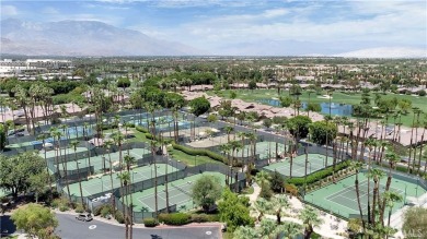 Welcome to The Lakes Country Club! This South-facing, waterfront on The Lakes Country Club in California - for sale on GolfHomes.com, golf home, golf lot