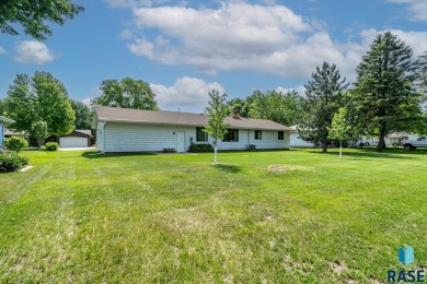 ORIGINAL OWER HOME! This 3+ bedroom ranch was custom built in on The Bridges At Beresford in South Dakota - for sale on GolfHomes.com, golf home, golf lot