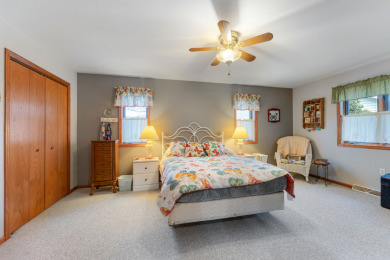 Charming 3 Bed Condo Just Minutes From the Reedsburg Golf Course
 on Reedsburg Country Club in Wisconsin - for sale on GolfHomes.com, golf home, golf lot