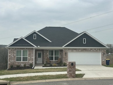 Home built by G2 Contractors.  Many upgrades to include all on Greystone Country Club in Arkansas - for sale on GolfHomes.com, golf home, golf lot