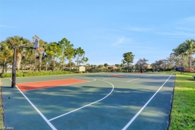 Stunning and meticulously updated 3-bedroom + den, 3-bath home on Wyndemere Country Club in Florida - for sale on GolfHomes.com, golf home, golf lot