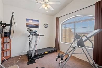 NICE 2,353 SQFT HOME WITH A LARGE FAMILY ROOM WITH ITS OWN on Valle Vista Golf Course in Arizona - for sale on GolfHomes.com, golf home, golf lot