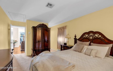 Welcome to this beautifully maintained 2-bedroom, 2-bathroom on Lions Head Country Club in New Jersey - for sale on GolfHomes.com, golf home, golf lot