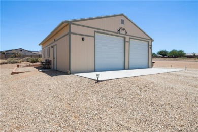 NICE 2,353 SQFT HOME WITH A LARGE FAMILY ROOM WITH ITS OWN on Valle Vista Golf Course in Arizona - for sale on GolfHomes.com, golf home, golf lot