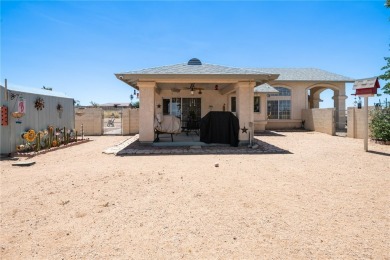 NICE 2,353 SQFT HOME WITH A LARGE FAMILY ROOM WITH ITS OWN on Valle Vista Golf Course in Arizona - for sale on GolfHomes.com, golf home, golf lot