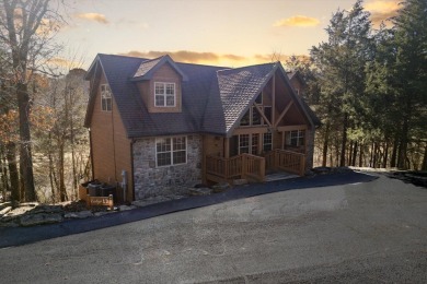 Welcome to your perfect Branson getaway in the Lodges at Roark on Ledgestone Country Club and Golf Course in Missouri - for sale on GolfHomes.com, golf home, golf lot