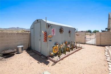NICE 2,353 SQFT HOME WITH A LARGE FAMILY ROOM WITH ITS OWN on Valle Vista Golf Course in Arizona - for sale on GolfHomes.com, golf home, golf lot