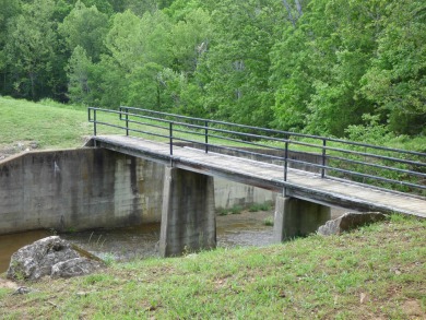 Built for comfort and ease of living, this home on Lake Navajo on Cherokee Village North Course in Arkansas - for sale on GolfHomes.com, golf home, golf lot
