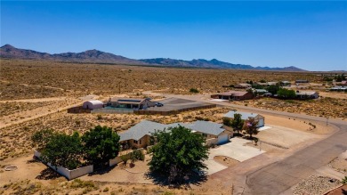 NICE 2,353 SQFT HOME WITH A LARGE FAMILY ROOM WITH ITS OWN on Valle Vista Golf Course in Arizona - for sale on GolfHomes.com, golf home, golf lot