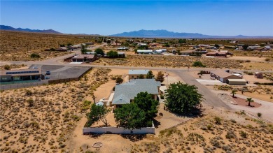 NICE 2,353 SQFT HOME WITH A LARGE FAMILY ROOM WITH ITS OWN on Valle Vista Golf Course in Arizona - for sale on GolfHomes.com, golf home, golf lot
