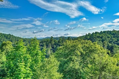 Nestled in the Turning Leaf condominium complex, this mountain on Old Edwards Club in North Carolina - for sale on GolfHomes.com, golf home, golf lot