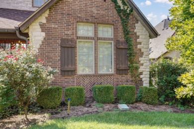 Welcome to this exceptional Rivercut estate on beautiful on Rivercut Golf Course in Missouri - for sale on GolfHomes.com, golf home, golf lot