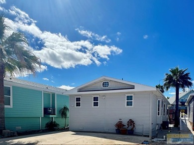 Your Coastal Retreat awaits! Waterfront 2bd/2ba move-in ready on Long Island Golf Course in Texas - for sale on GolfHomes.com, golf home, golf lot