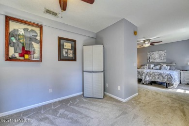 This 3bed/2.5bath townhome has been meticulously maintained and on Golf Club At Fleming Island in Florida - for sale on GolfHomes.com, golf home, golf lot