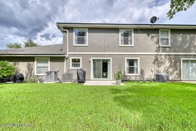 This 3bed/2.5bath townhome has been meticulously maintained and on Golf Club At Fleming Island in Florida - for sale on GolfHomes.com, golf home, golf lot