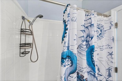 DON'T WAIT TO SEE THIS VILLA!!  2BD/2BA WITH HIGH END UPGRADES on Pelican Pointe Golf and Country Club in Florida - for sale on GolfHomes.com, golf home, golf lot